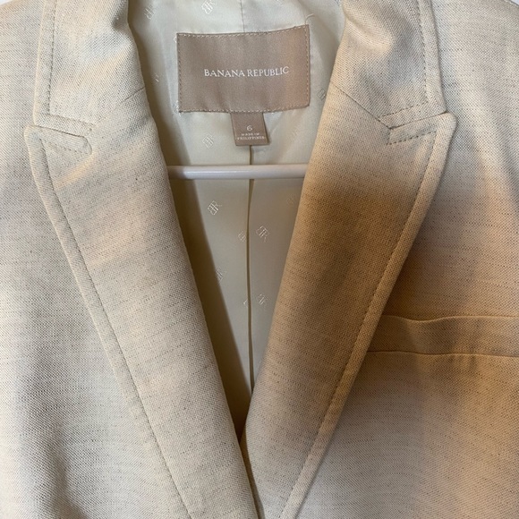 Banana Republic Blazer size 6 EUC - Picture 3 of 4
